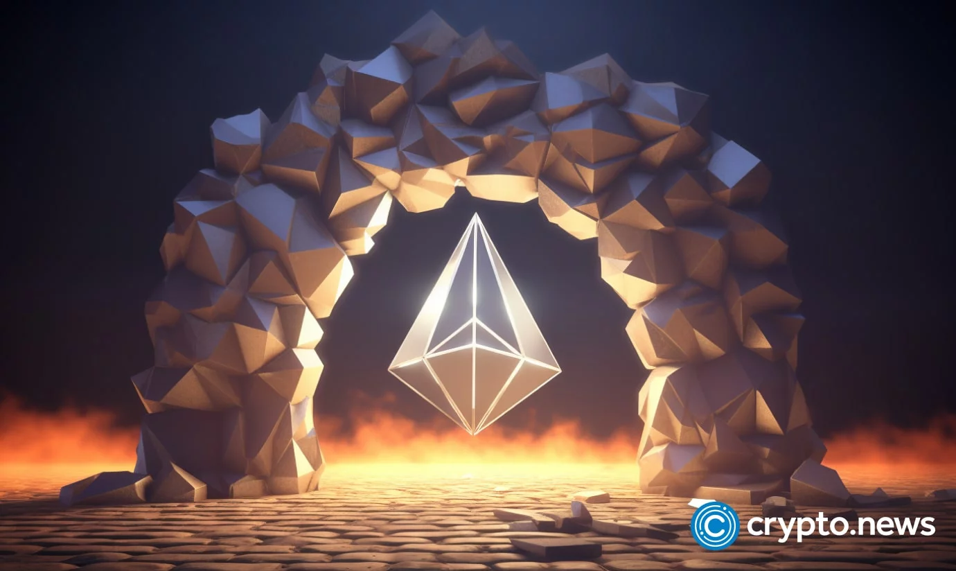 Ethereum holds above $1.7k, more transactions in loss