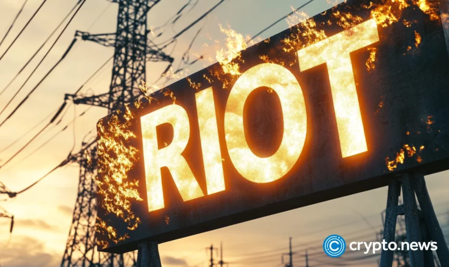 Riot extends Bitcoin selling spree with fresh 500 BTC move - 3