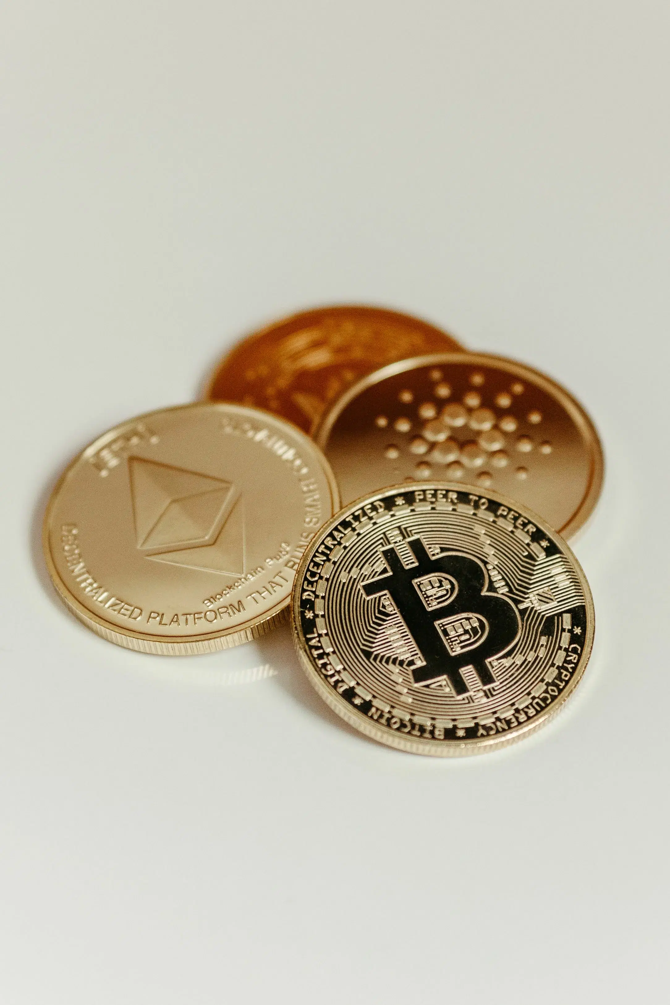 What makes XRP different from other major cryptocurrencies? - 3
